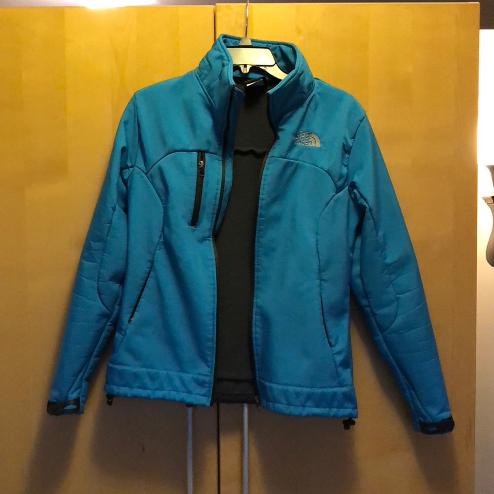 North Face iceberg blue coat size medium